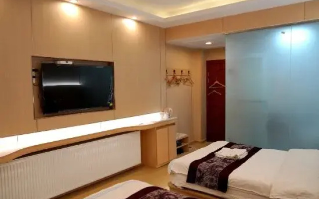 Rujia Business Hotel