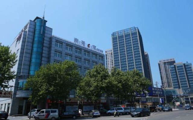 Qingteng Yisu (Yuyao Yintai City)