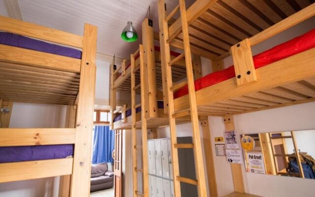 Chile Lindo Hostel
