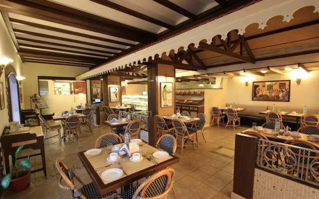 Hotel Aajura