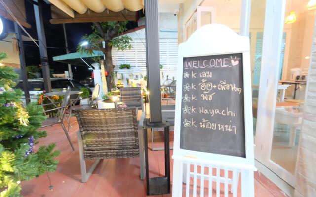 Noble Baan Pastel