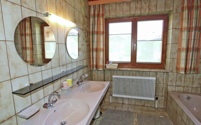 Contemporary Hillside Holiday Home in Schlitters