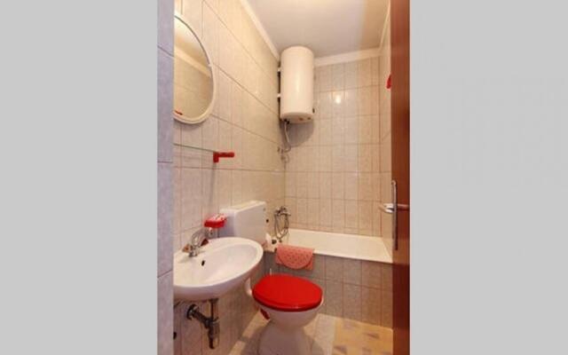 Mat - in a cosy stone house - SA1(2)