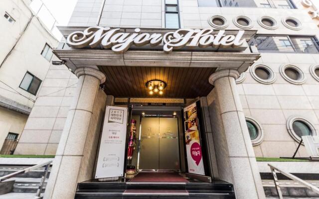 Major Hotel