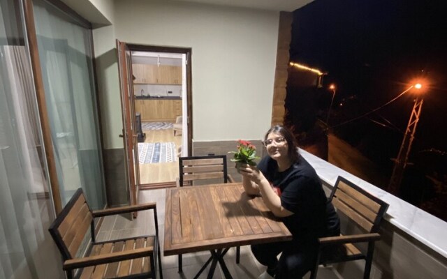 Leyli Comfort