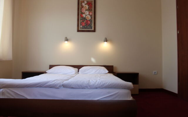 Light Hotel