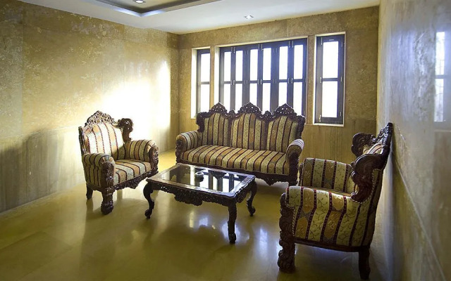 Hotel Shanti Residency