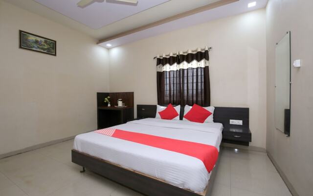 BM Hotel Aarna Palace by OYO