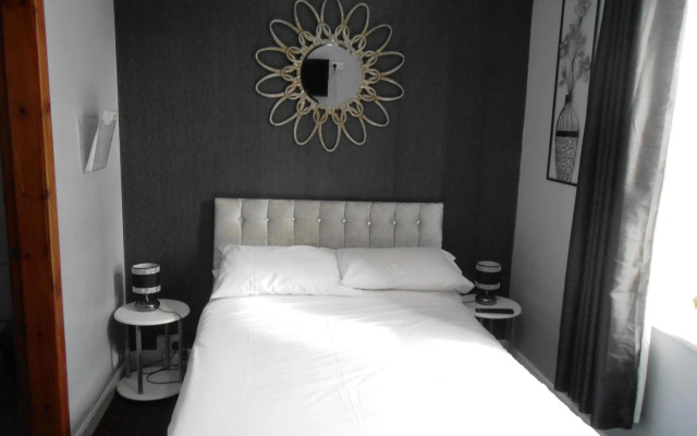 Shore Stay Guest House