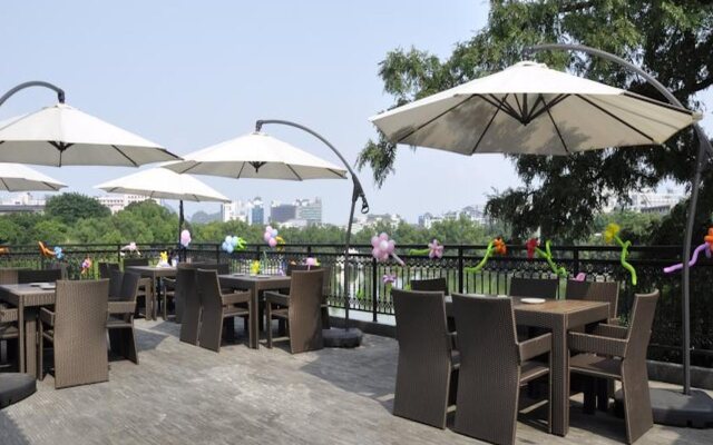 The White House Hotel Guilin