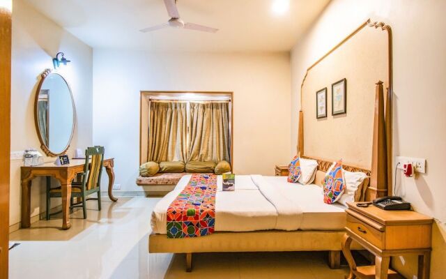 FabHotel Rajwada Baner