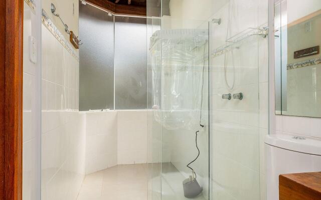 Casa arborizada em Floripa SME230