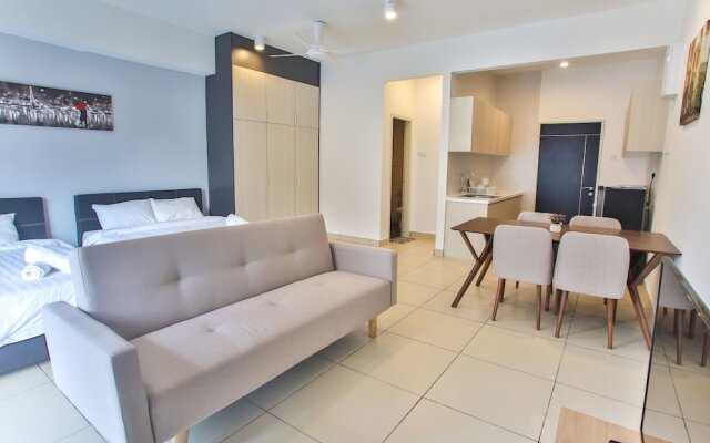 OwnAStay Midhill by Symphony Suite