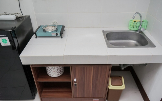 Nice And Comfort Studio At Scientia Residence Apartment
