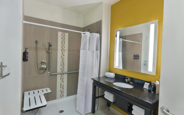 Oxford Suites Bellingham