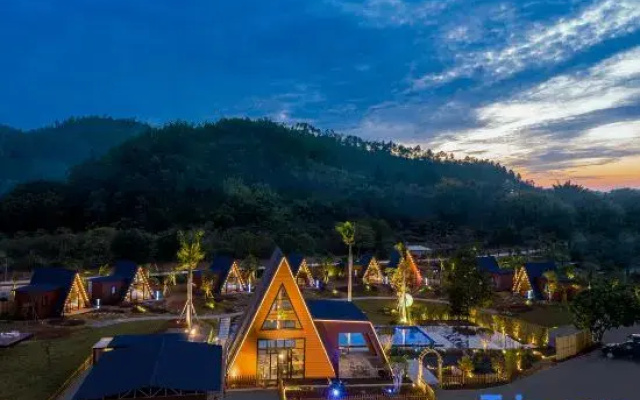Heyuan Zijin Jiuhe Luoyun·Zaiwang Homestay