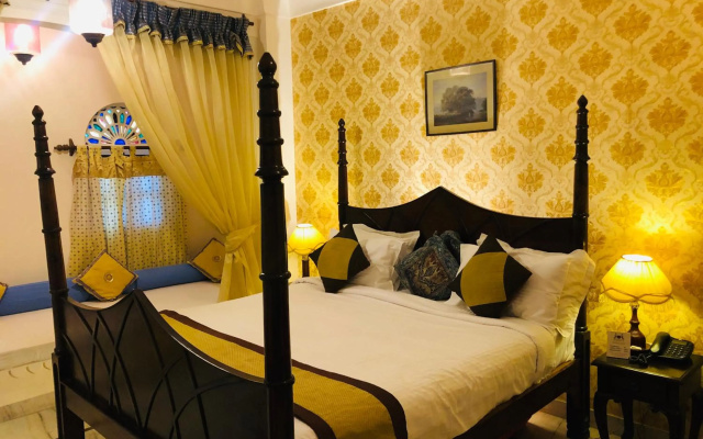 Khandela Haveli - a Boutique Heritage Hotel – Guest Rooms – Jaipur