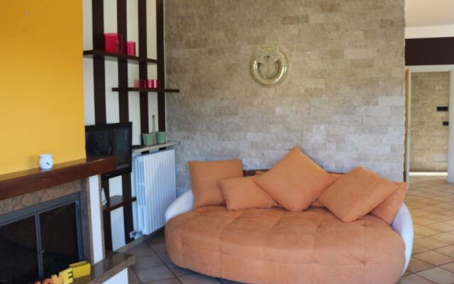 Madonnina 12 (LAZ620)