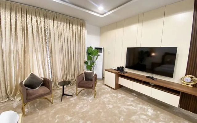 UrbanEdge Hotel