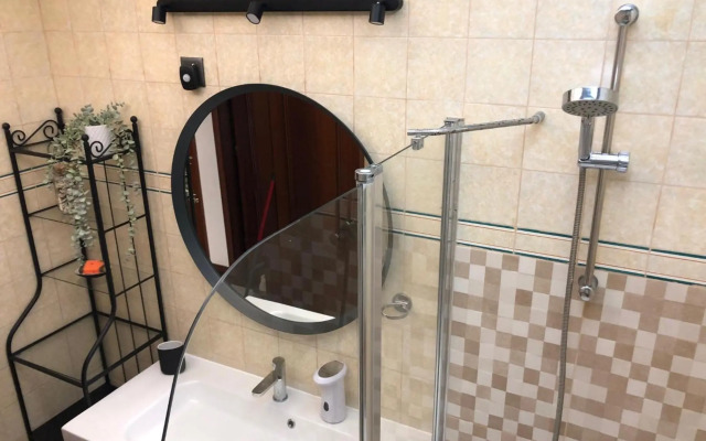 Castelo do Relógio by Férias em Figueira