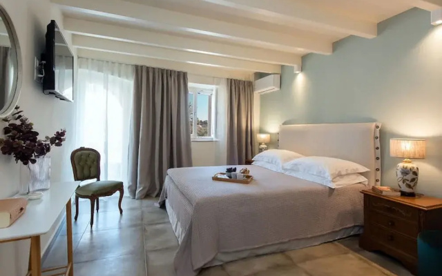 Iliopetra House 3 - Corfu Poolside Retreat
