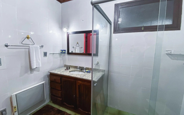 Locar-in Gramado - Meu Cantinho na Serra 10 pax