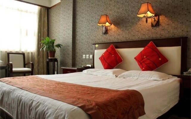 Qufu Yinshi Hotel