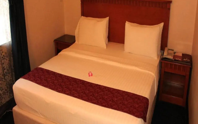 Al Farhan Hotels & Lodging