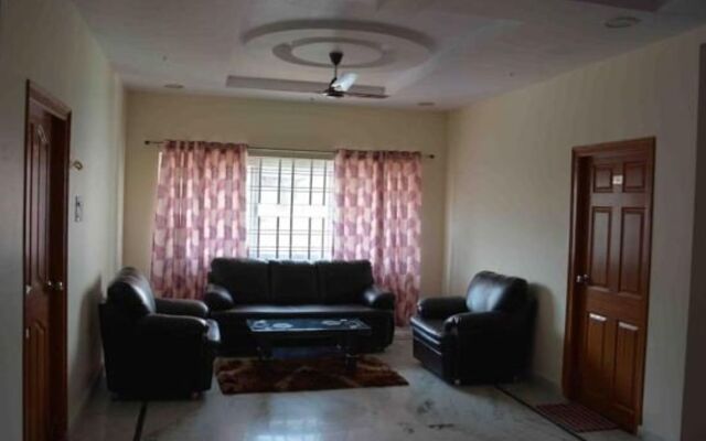 Hotel Maruthi Residency Inn