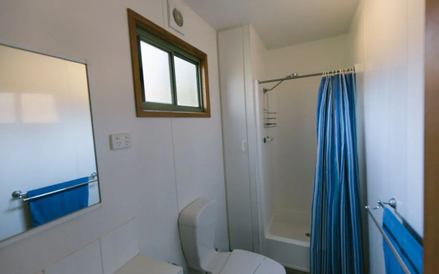 Wonboyn Cabins & Caravan Park