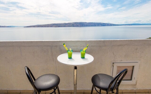 Beautiful Apartment in Senj With Wifi
