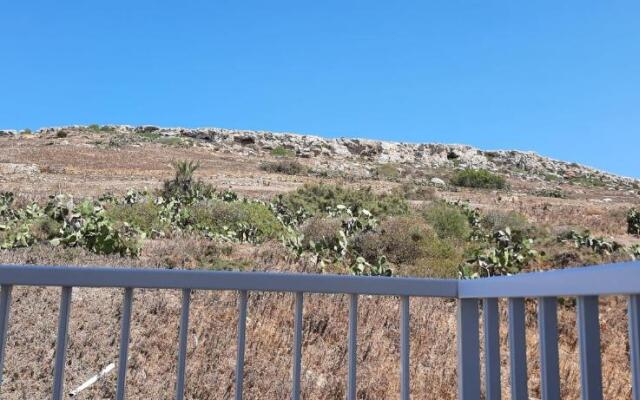 Lovely 3-bedroom apartment in Marsalforn, Gozo!
