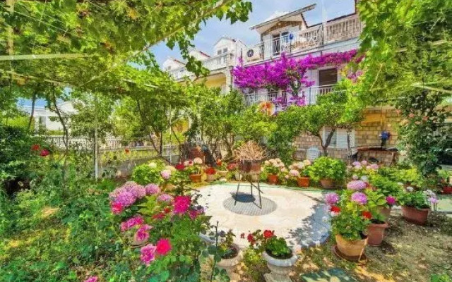 Apartments Galic
