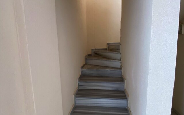 Emir Hostel