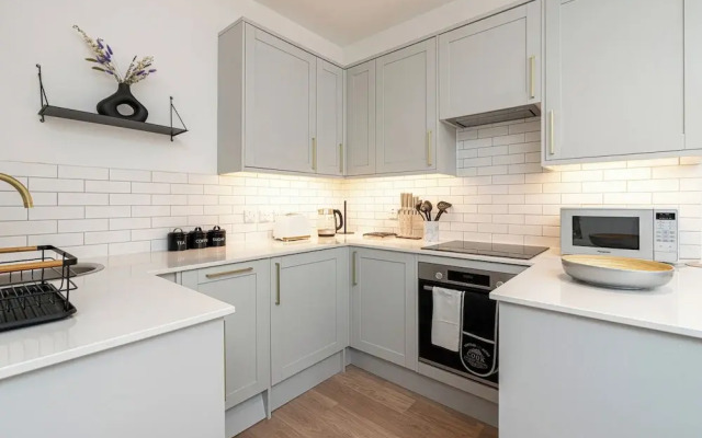 JOIVY Stylish 1 bed flats in Soho