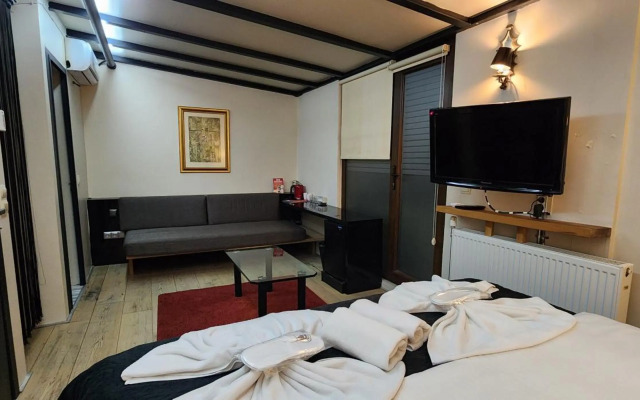 Rooms Galata