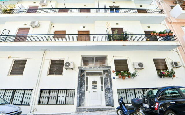 Renovated flat in Athens perfect location