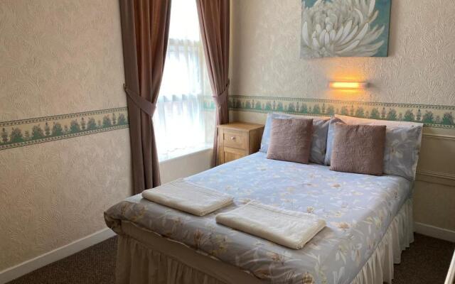 Clifton Private Hotel