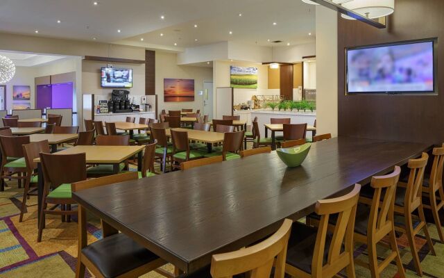 Fairfield Inn & Suites by Marriott Belleville