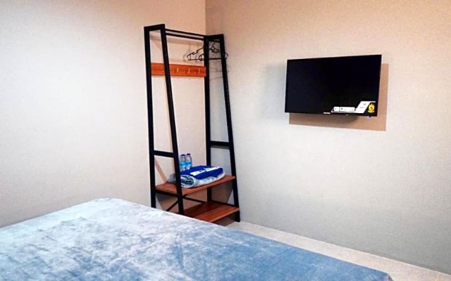 Hostel 18 Pasangan Butuh Surat Nikah