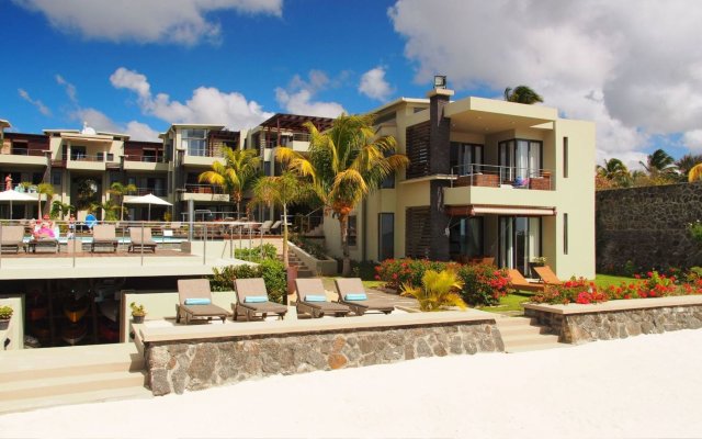 Le Cerisier Beach Apartments by Lov