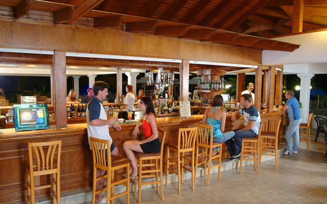 Nissiana Hotel