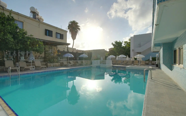 Nereus Hotel