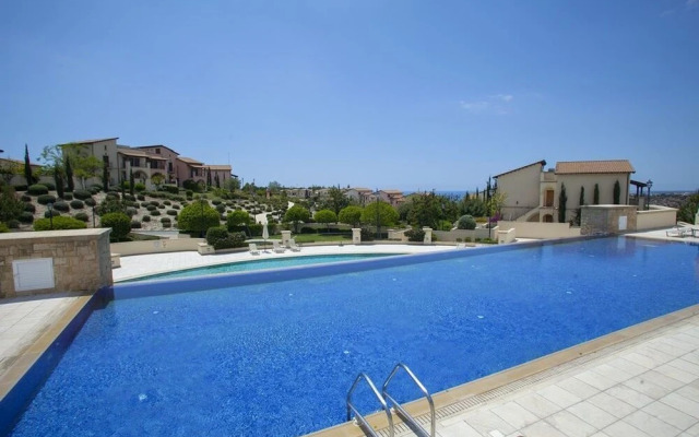 Apollo Golf Suite