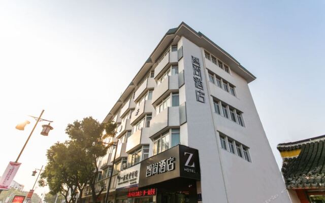 Zsmart Hotel