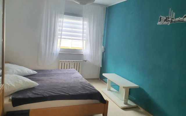 " Die Wolfs Burg" 70qm - 3zimmer- Duschbad - Kuche & Zentrumsnah