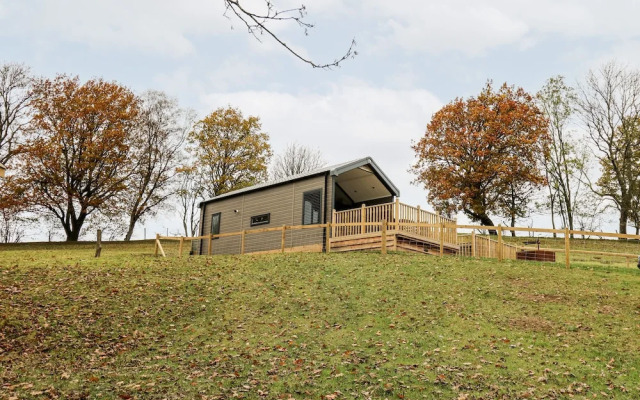 Hillside Lodge