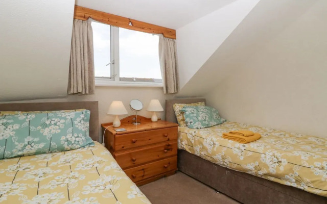 Lazey Cottage
