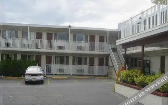 Passport Inn