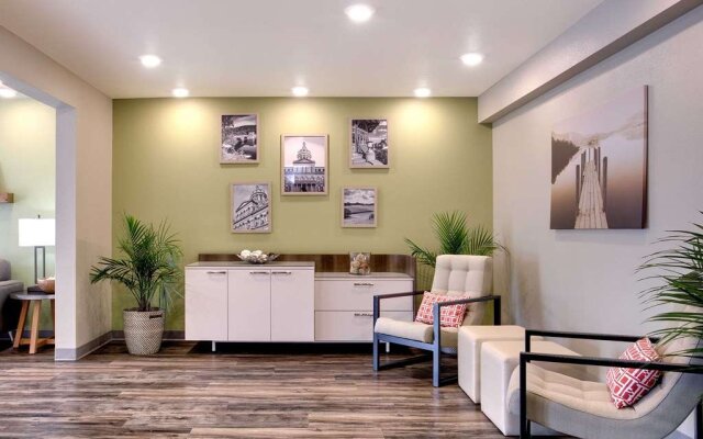 WoodSpring Suites Plano - North Dallas